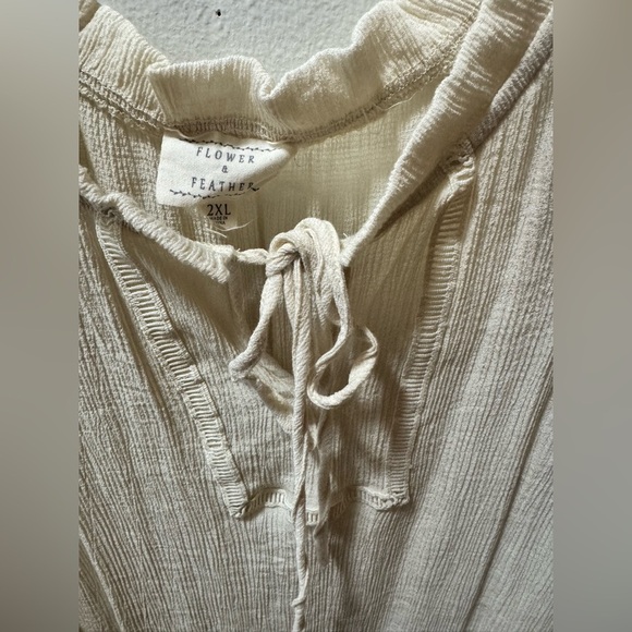 Fower & Feather Blouse - Picture 3 of 7